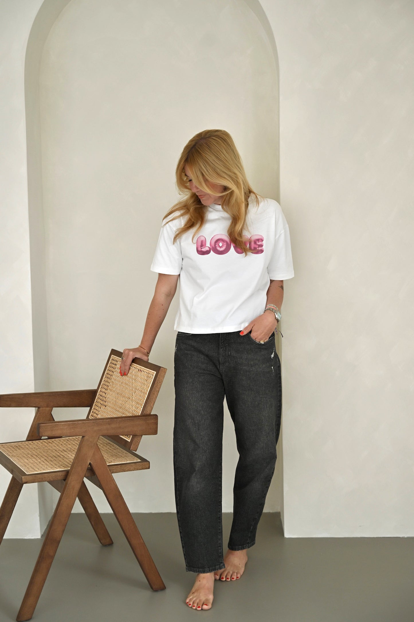 Sarah t-shirt in white mit LOVE print