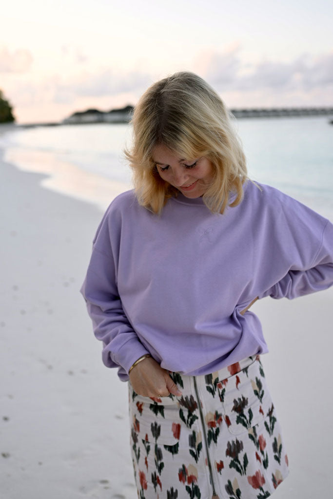 Emma sweater in lilac with little bow embroidery