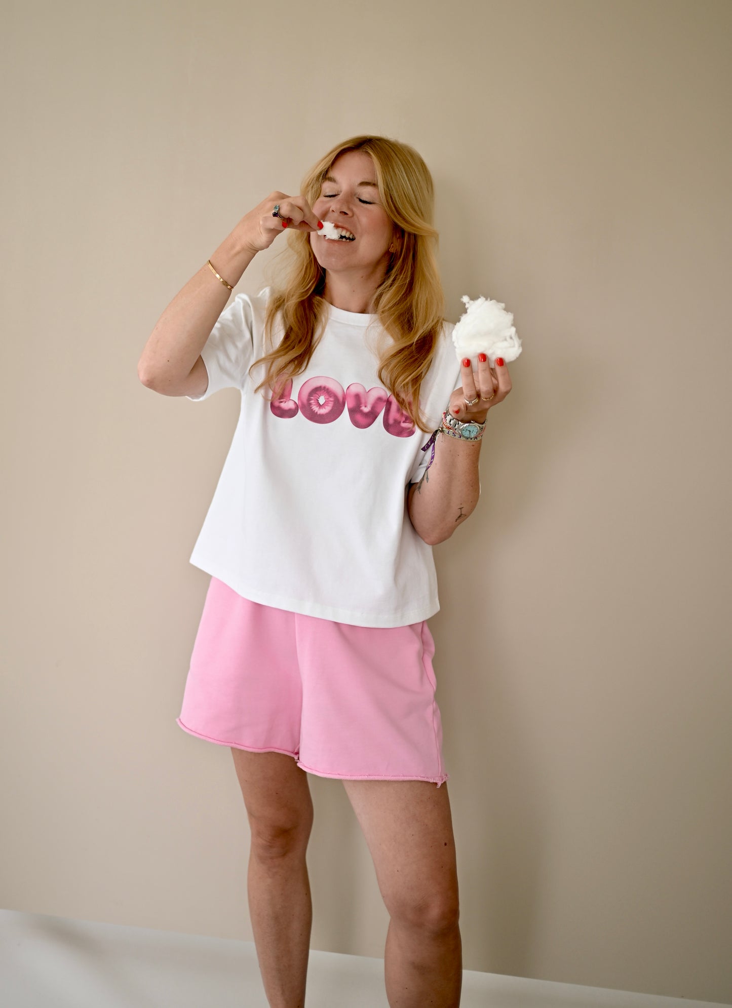 Sally shorts in candy pink