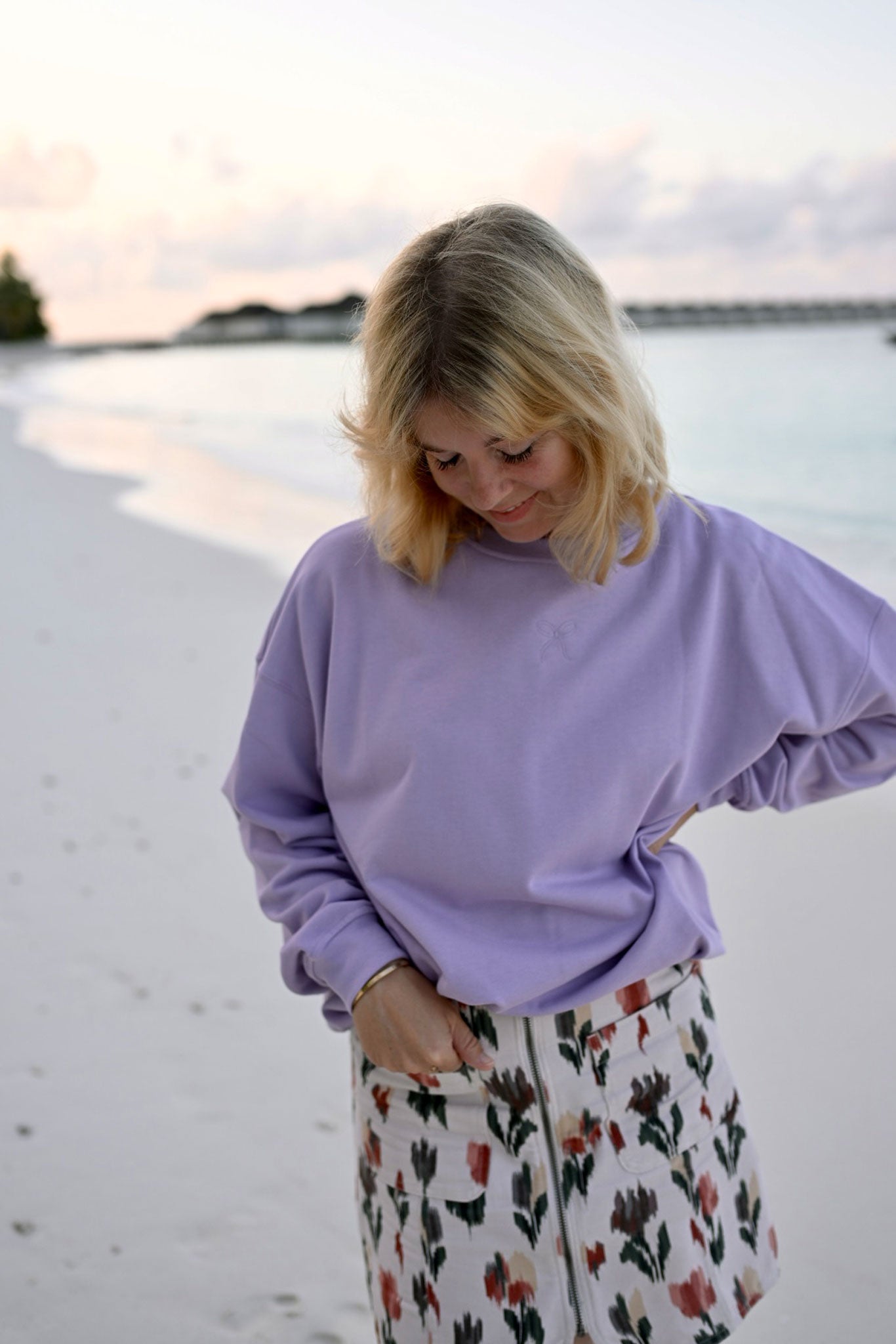 Emma sweater in lilac with little bow embroidery