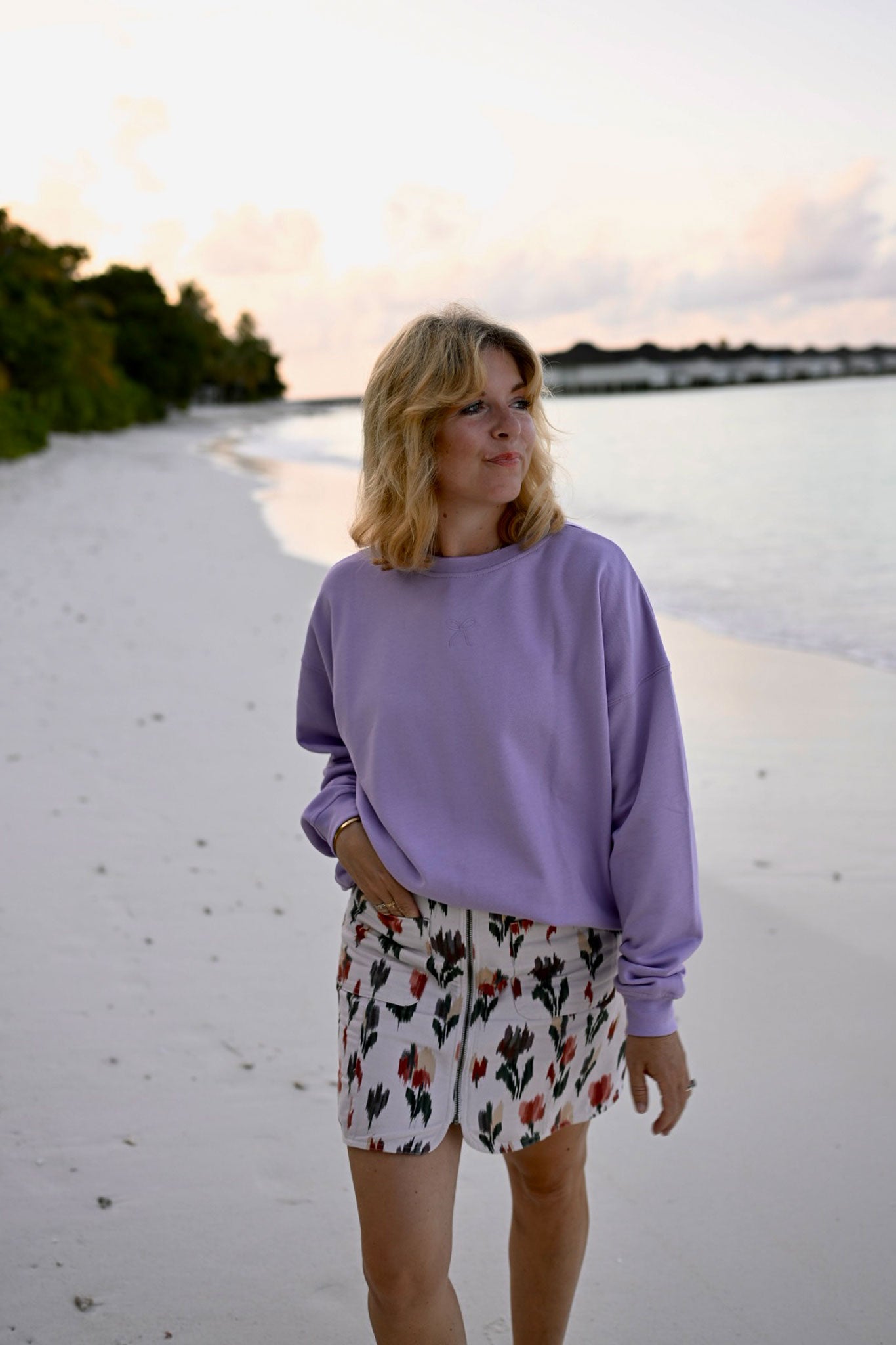 Emma sweater in lilac with little bow embroidery