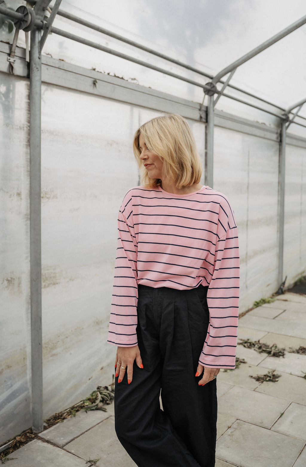 Tizer longsleeve in dunkelblau / rosa gestreift